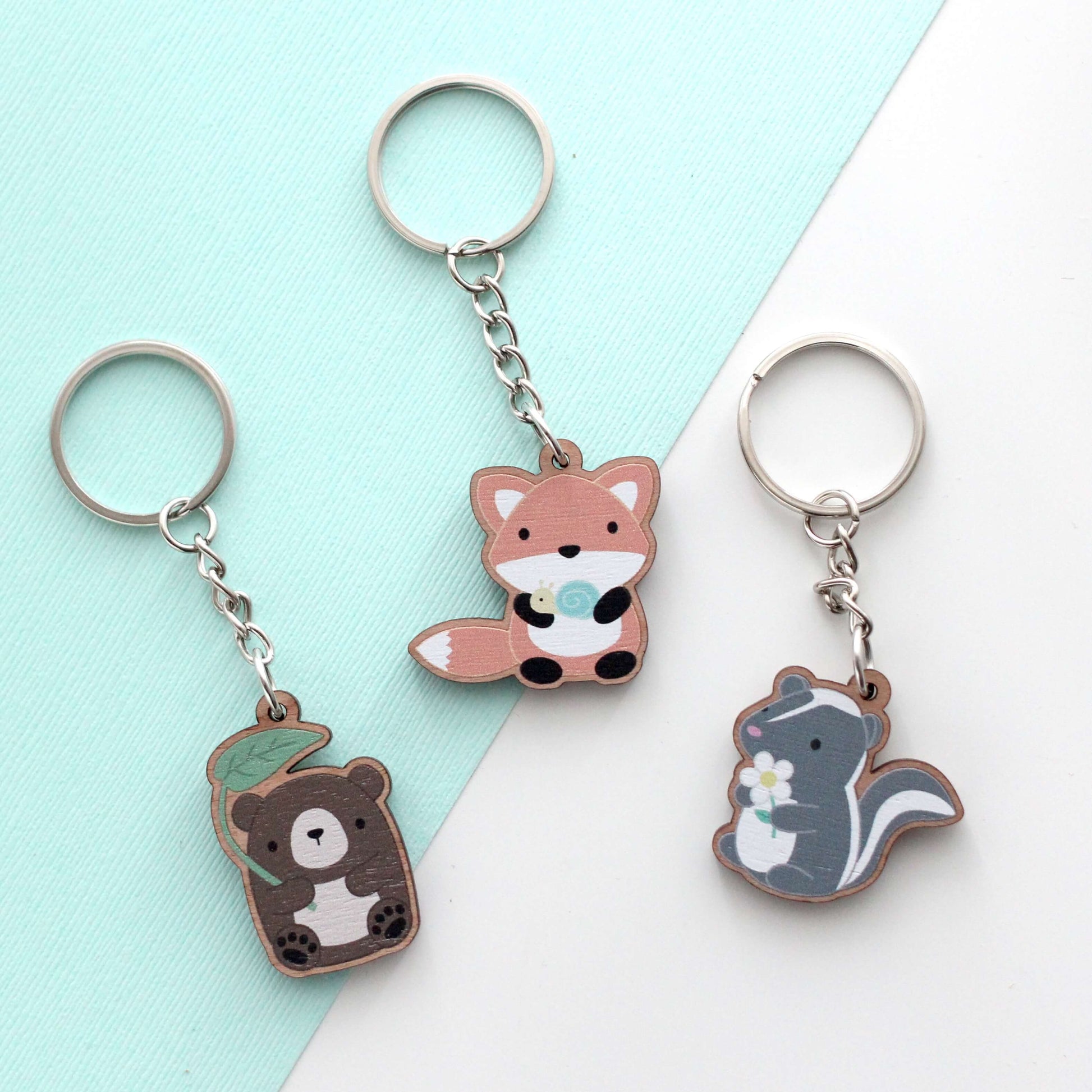 Porte-clés en bois Renard avec escargot - Charmant porte-bonheur en bois - Cadeau écologique