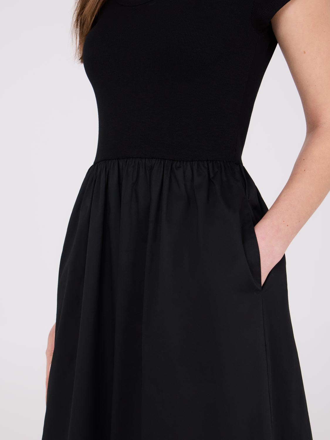 Robe mi-longue à manches courtes 2-Fer