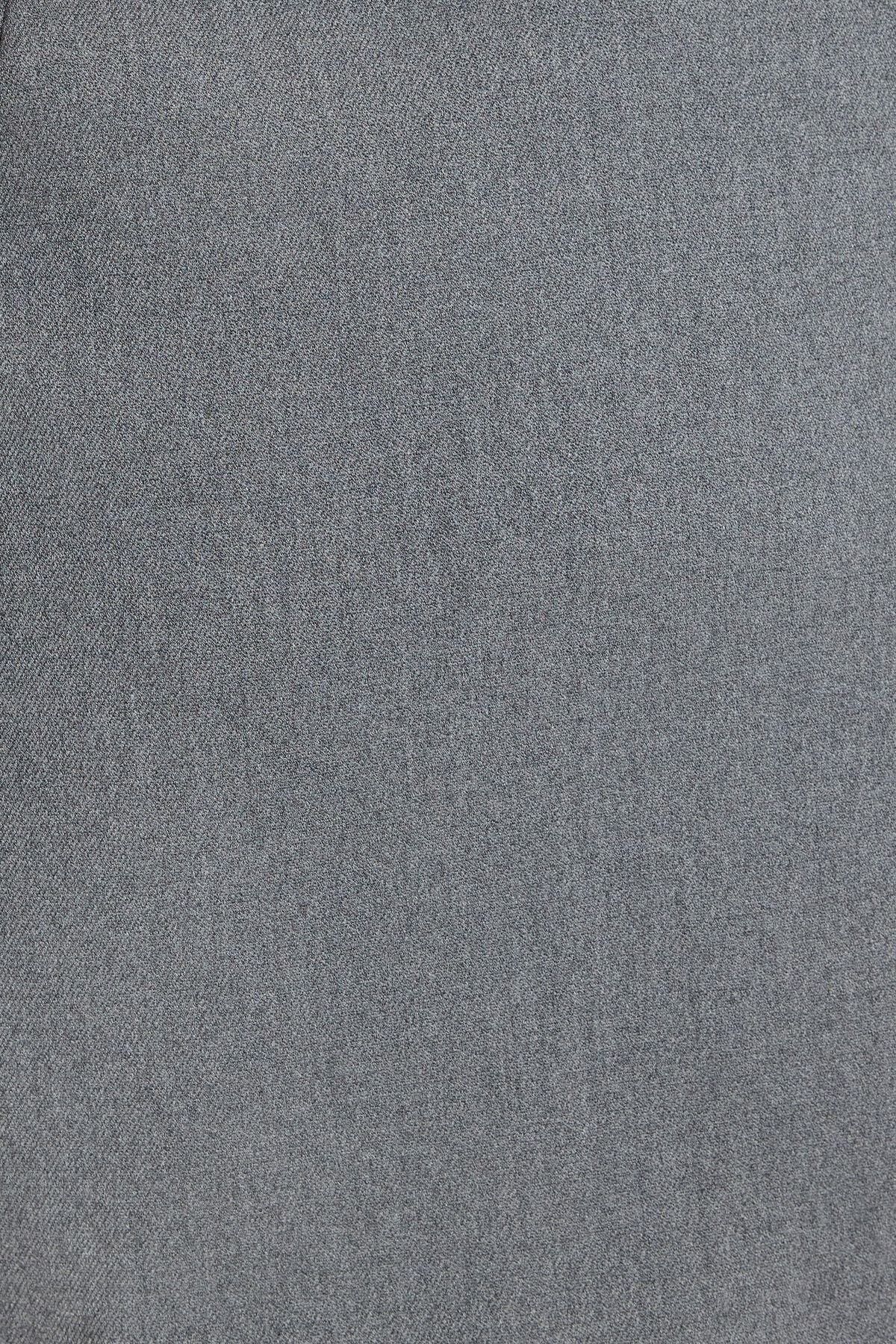 Mini-jupe ceinturée