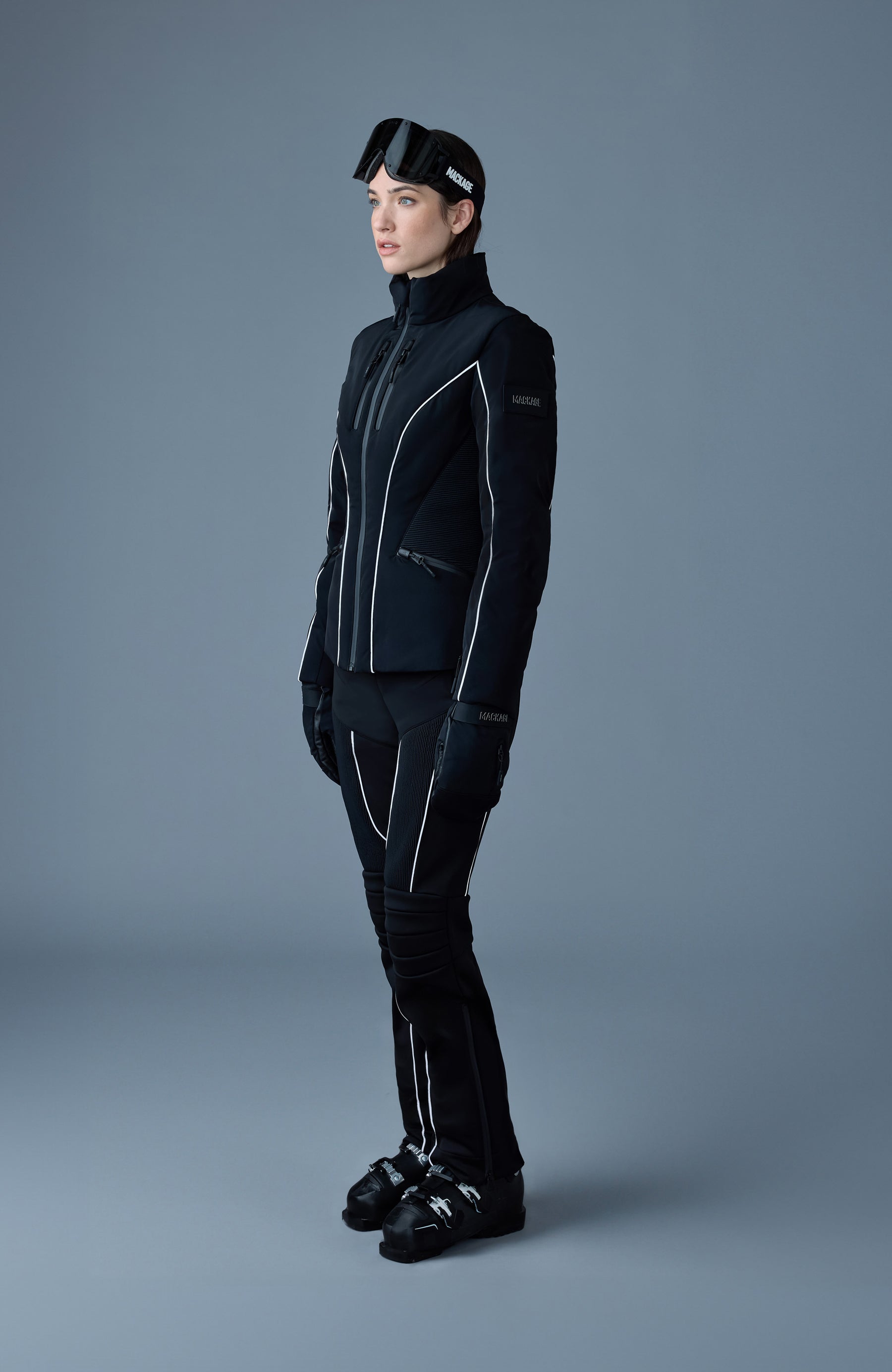 Veste de ski technique détaillée à smocks SANDRA