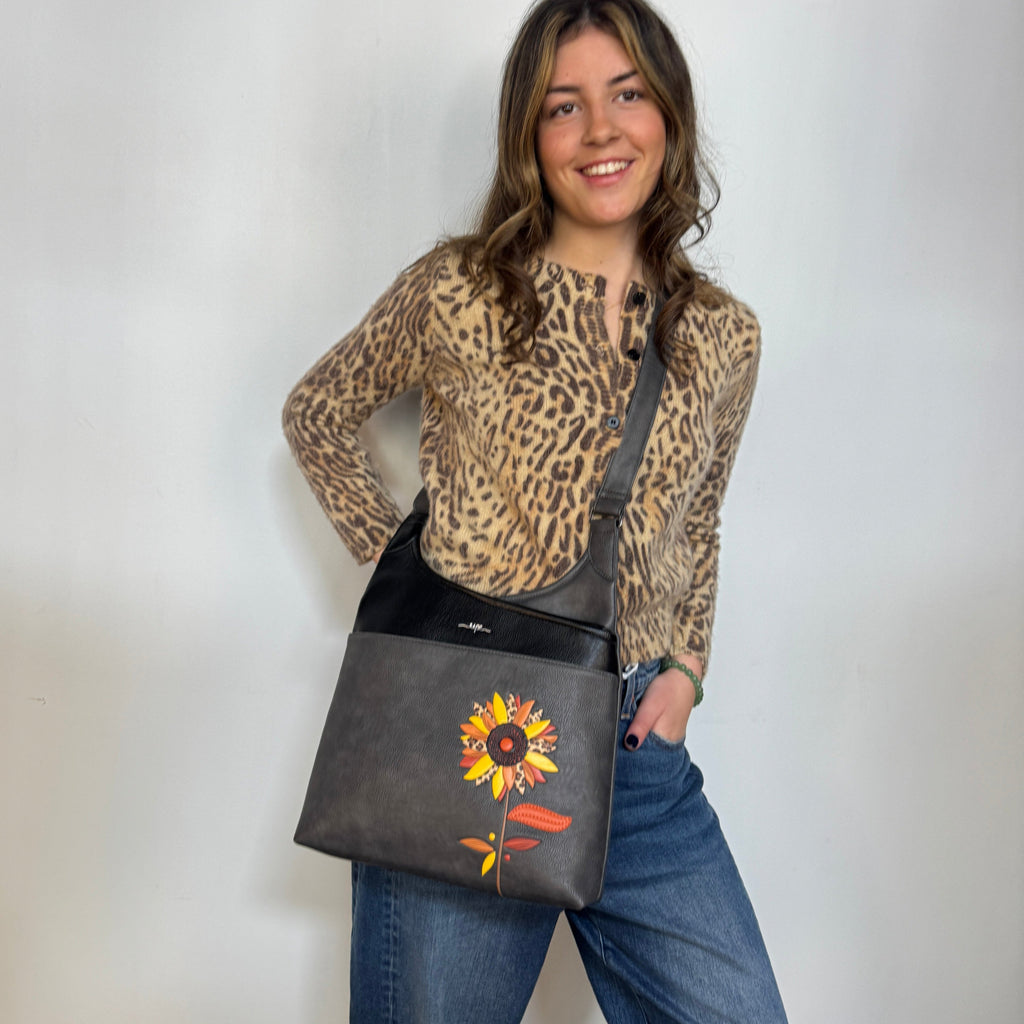 Glory Messenger Bag
