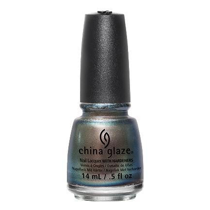 China Glaze se transforme en glamping