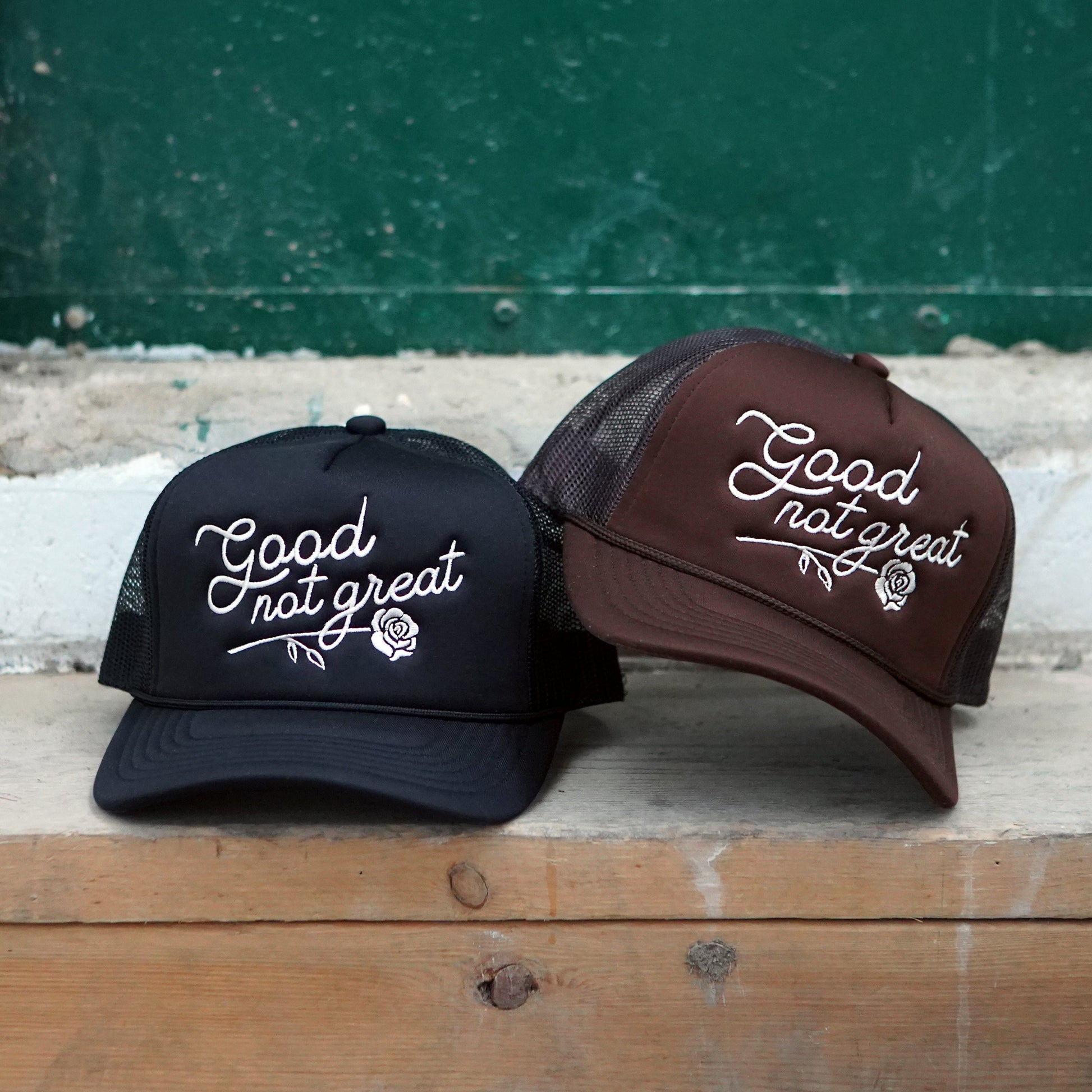 Casquette de camionneur en mousse, bonne et pas excellente