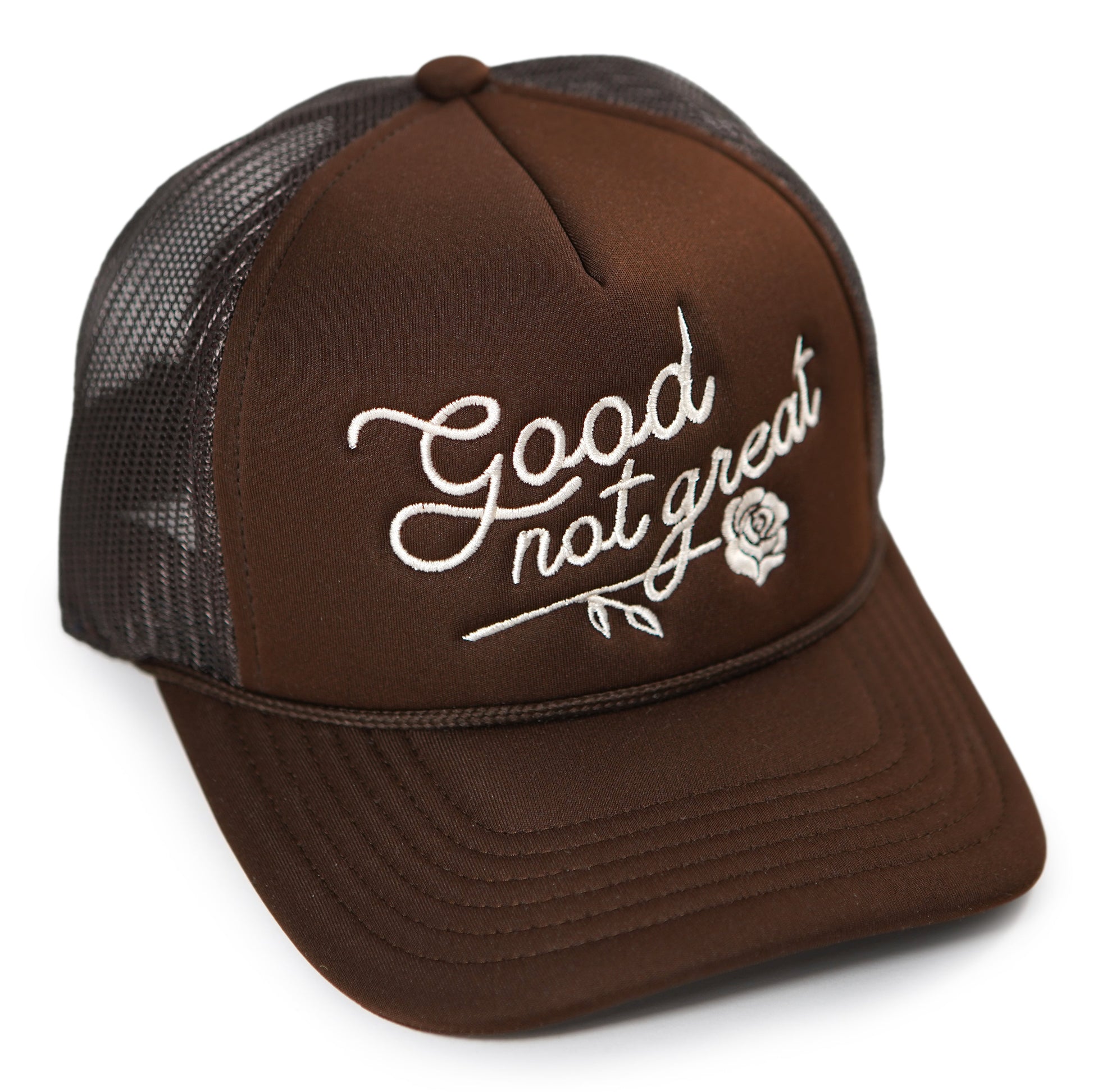 Casquette de camionneur en mousse, bonne et pas excellente