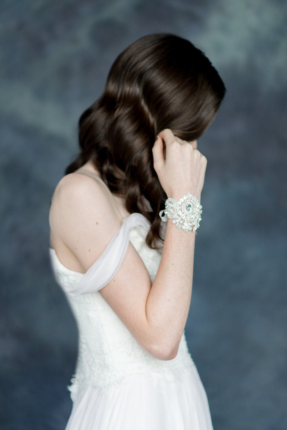 DORA Crystal Lace Bridal Cuff