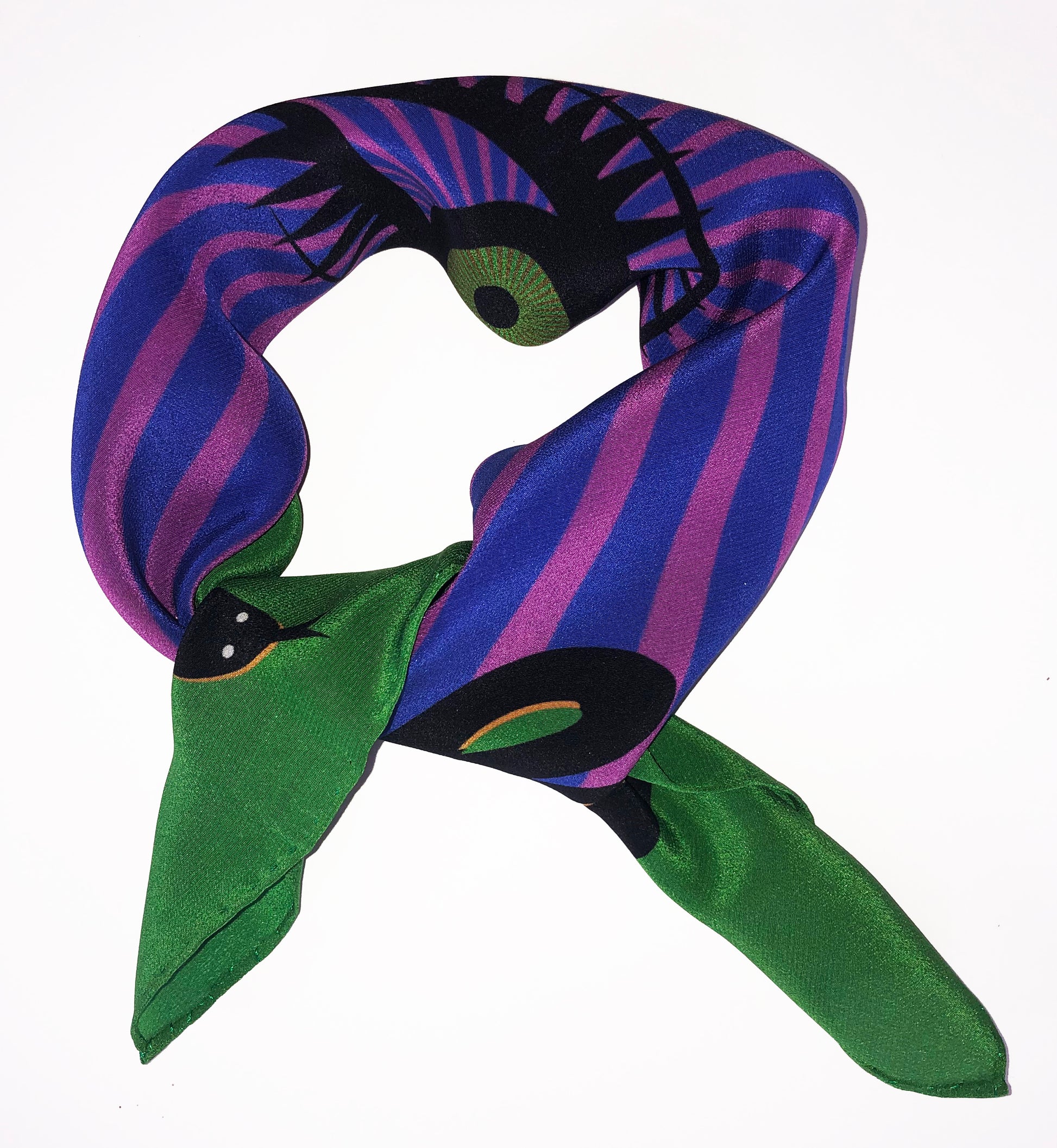 foulard en soie espion aux yeux verts