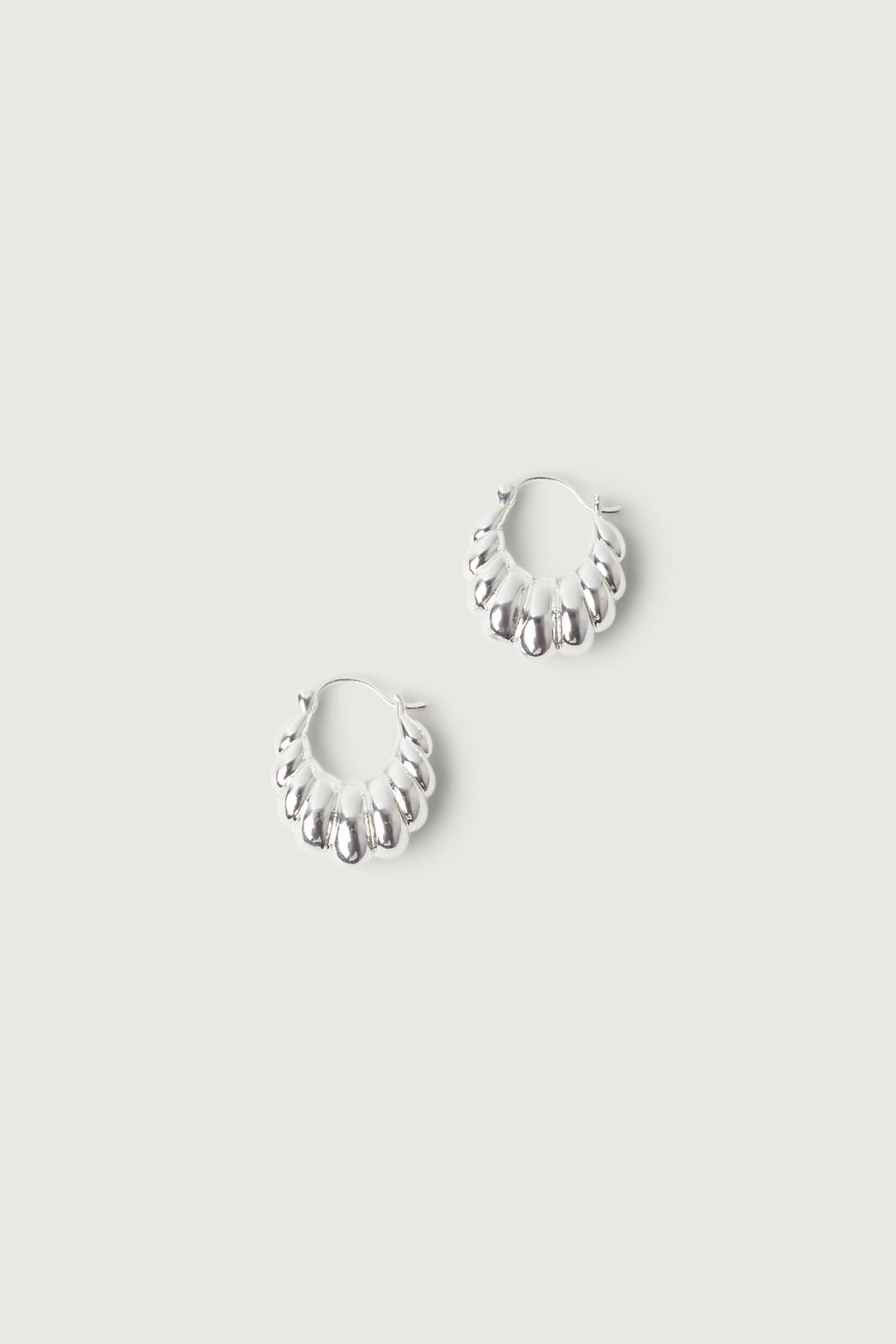 BOUCLES D'OREILLES CROISSANT HUGGIE
