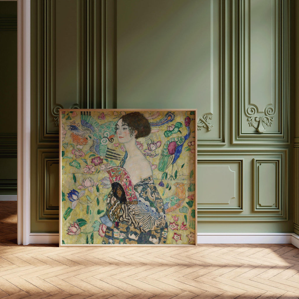 Estampe d'art de Gustav Klimt, Dame à l'éventail : Peinture verte vintage (1x1)