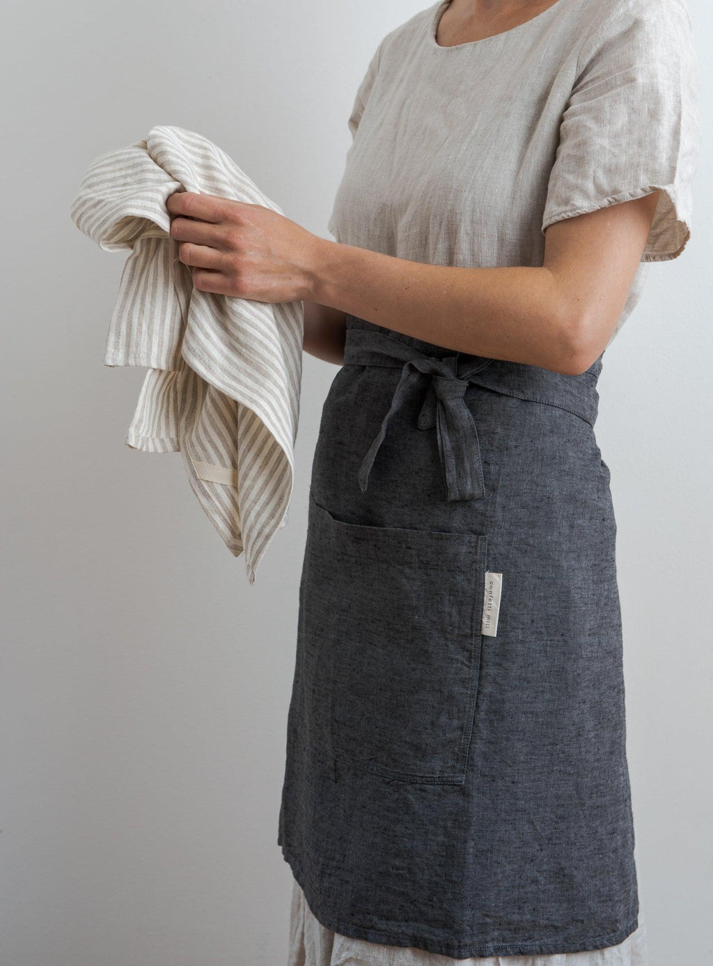 Half Linen Apron - Anthracite