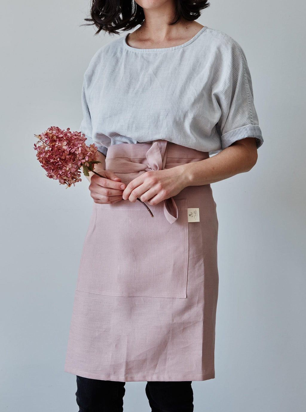 Half Linen Apron - Dusty pink
