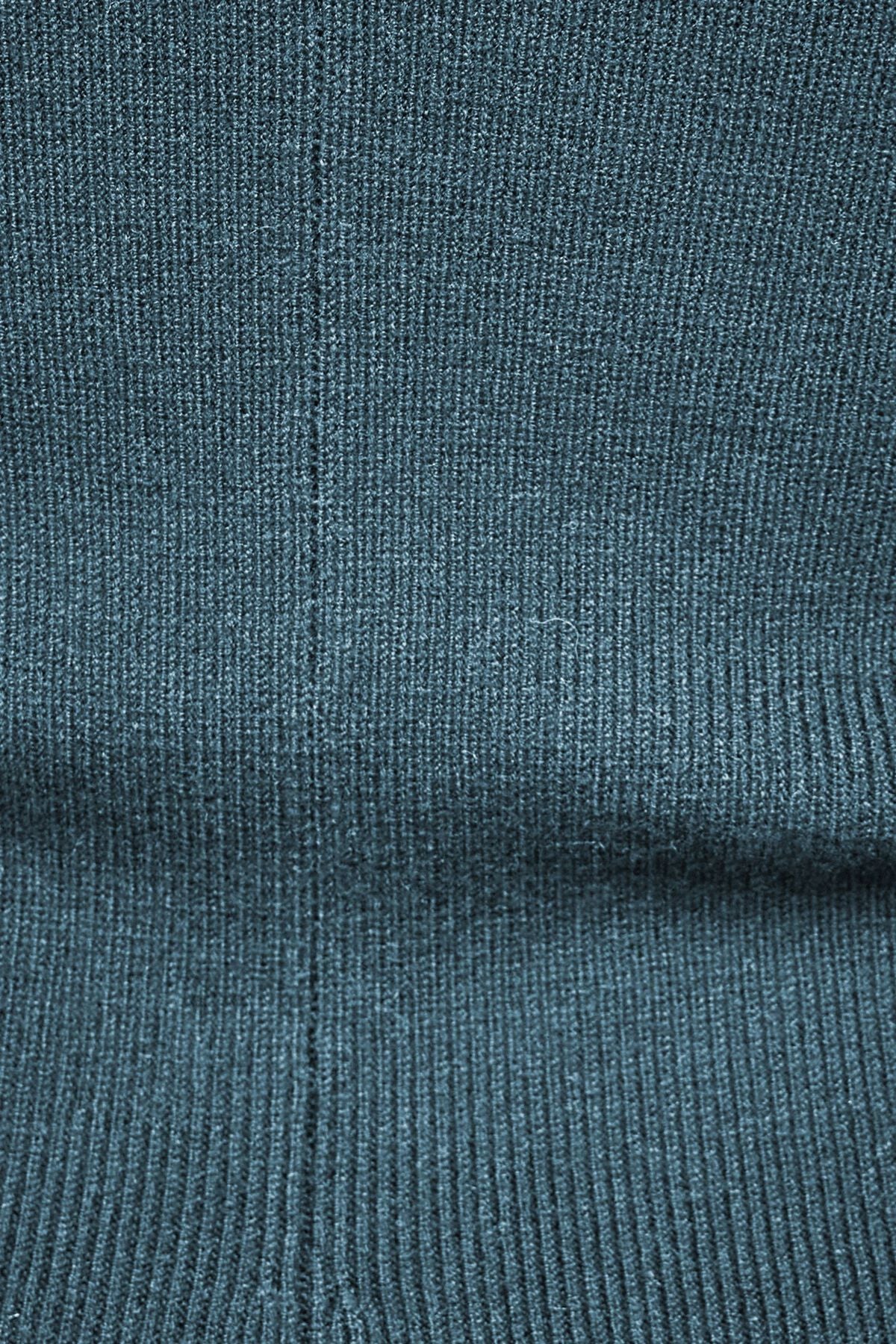 Mini-robe en maille ajustée et évasée