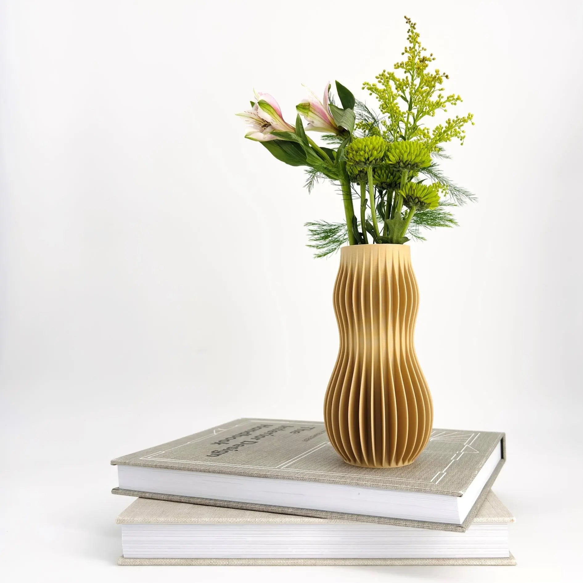 HOLI Vase