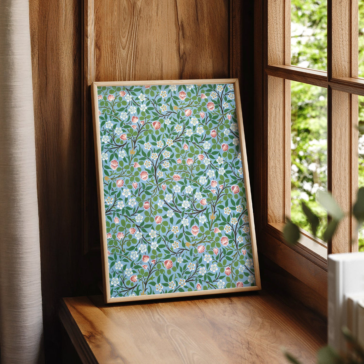 William Morris Clover Floral Pattern Print – Victorian Botanical Wall Art