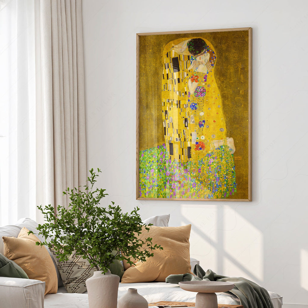 Gustav Klimt The Kiss Art Print – Golden Age Romantic Wall Decor