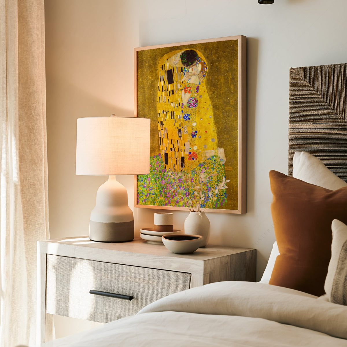 Gustav Klimt The Kiss Art Print – Golden Age Romantic Wall Decor
