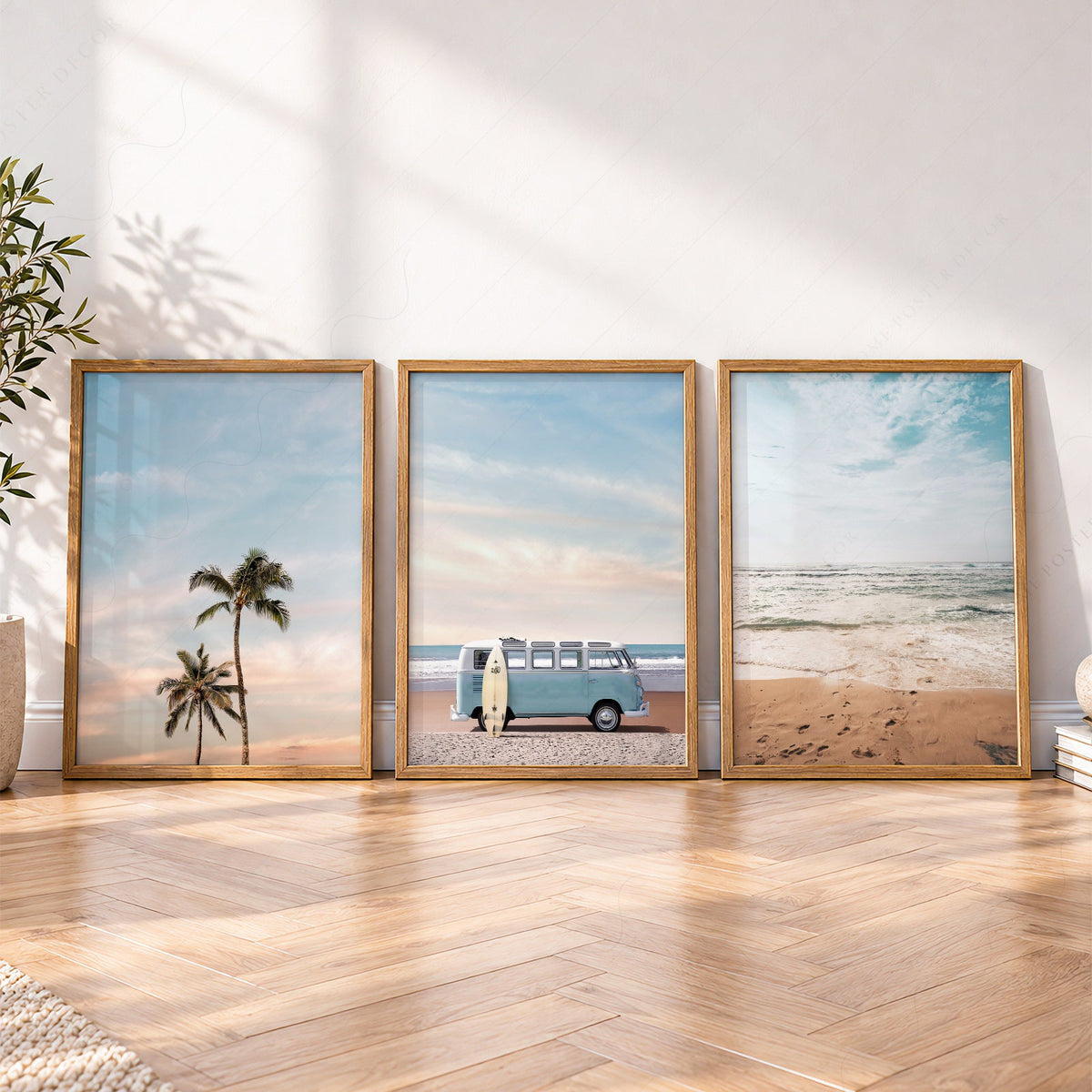 Ensemble de 3 impressions triptyque plage – Art mural côtier van VW palmier océan