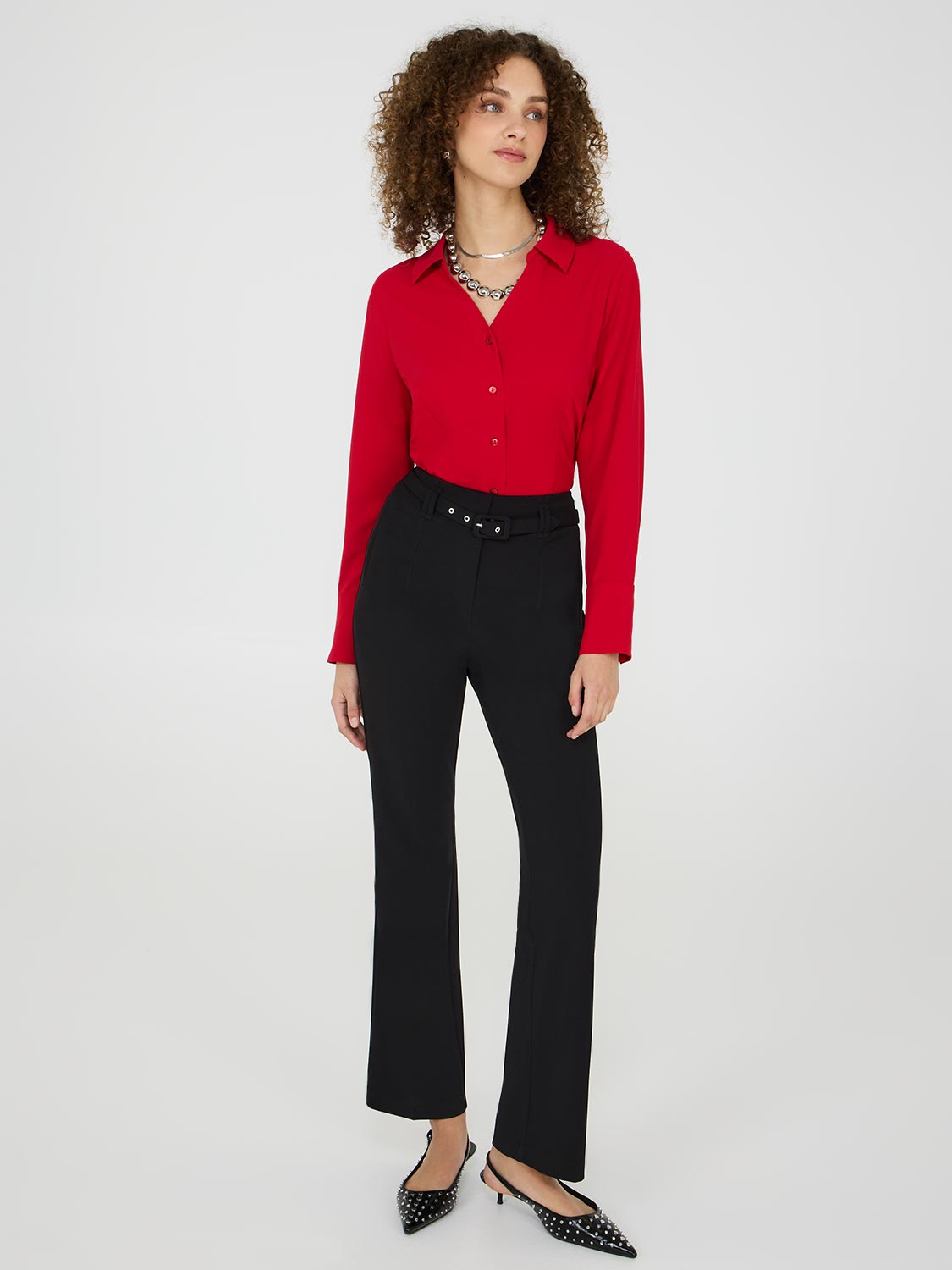 Pantalon en crêpe ceinturé