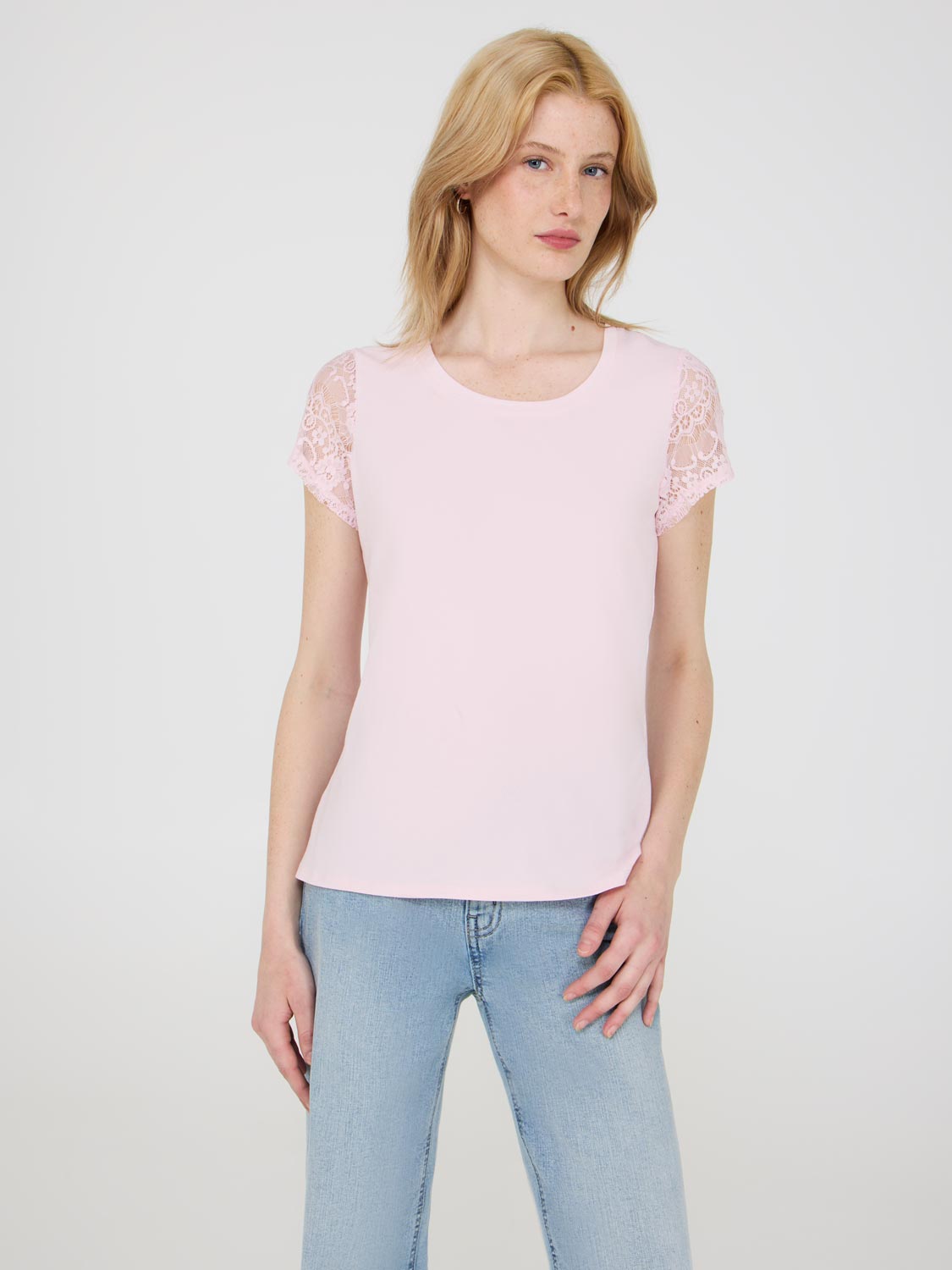 T-shirt à manches courtes en dentelle
