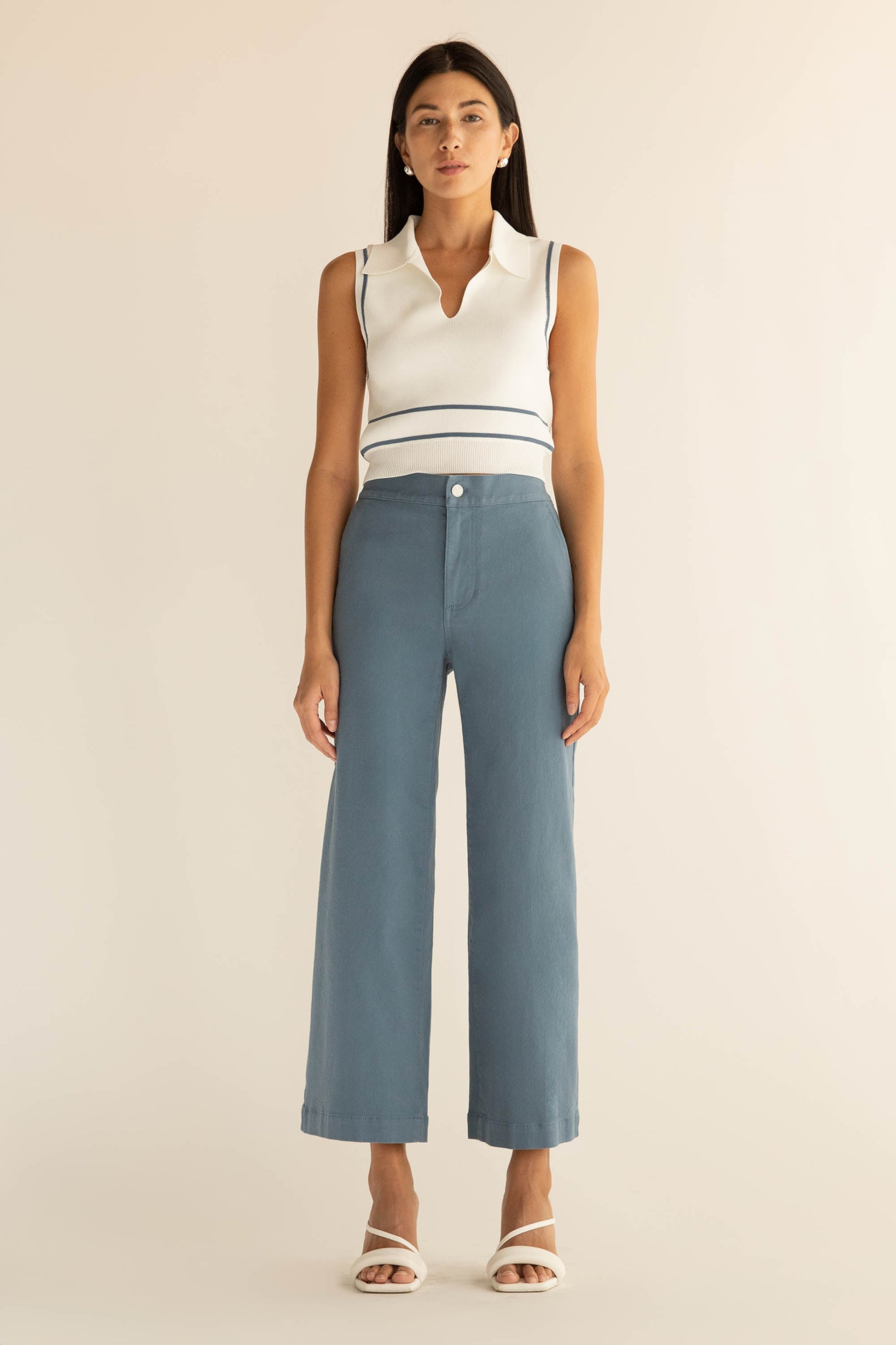 PANTALON LARGE EN SERGÉ LONGUEUR COURTE