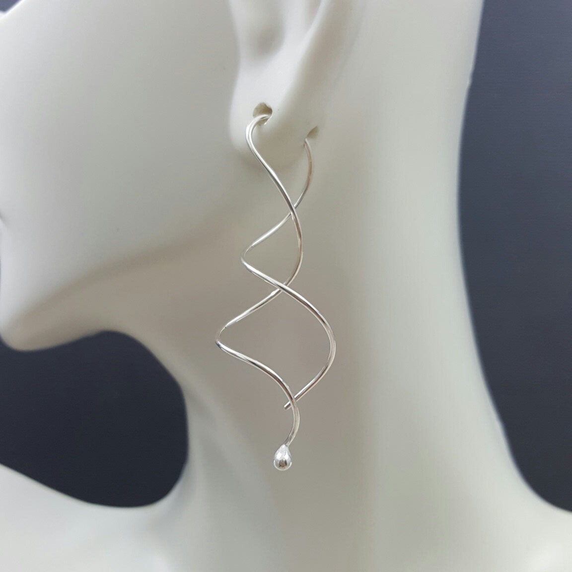 Argentium Sterling Silver Spiral Twist Earrings: Modern Wire Jewelry