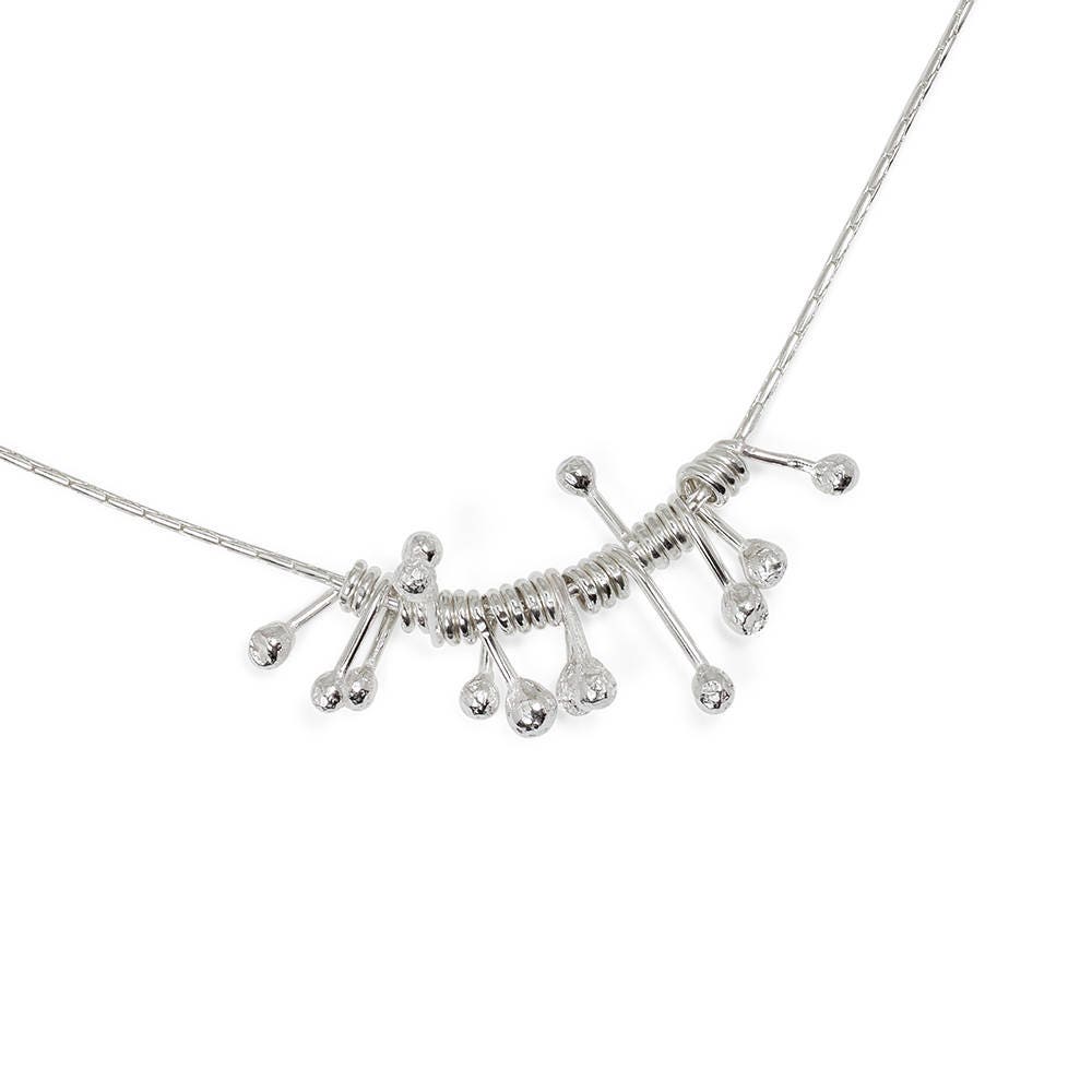 Collier à franges en argent sterling oxydé : bijoux avant-gardistes à pointes