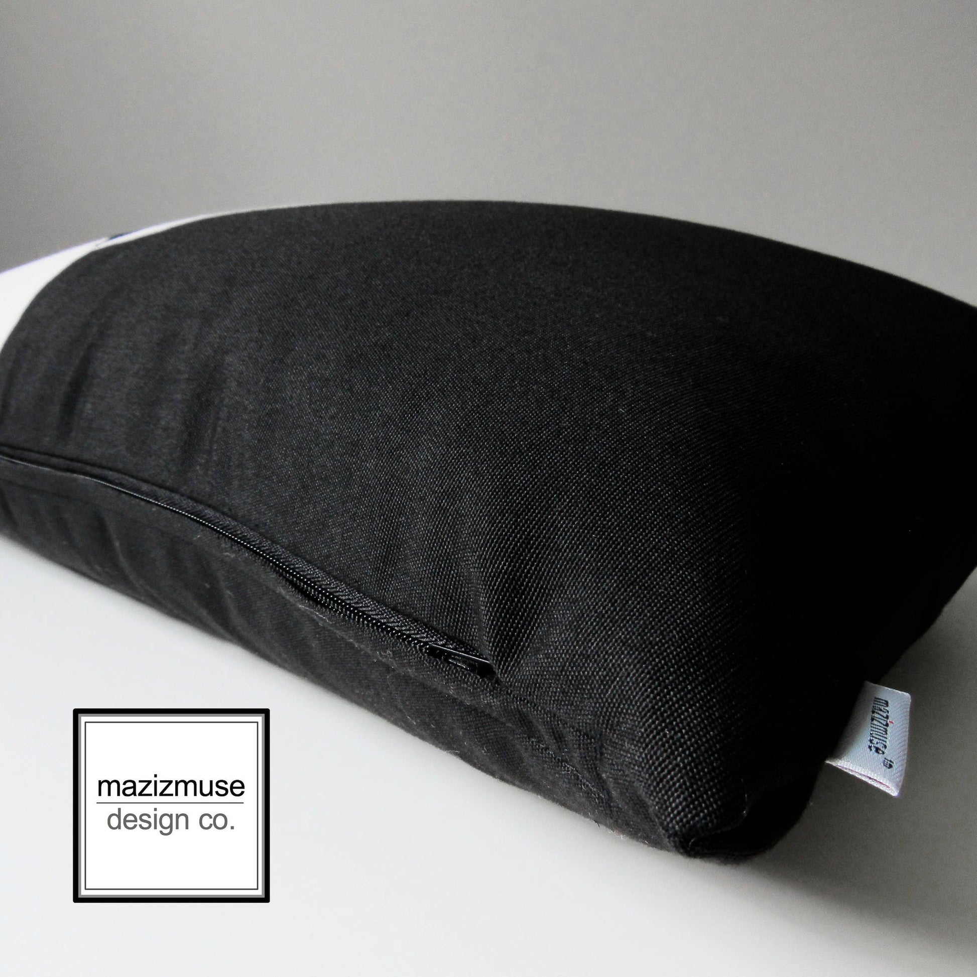 Housse de coussin Sunbrella géométrique noire et blanche moderne, housse de coussin d'extérieur