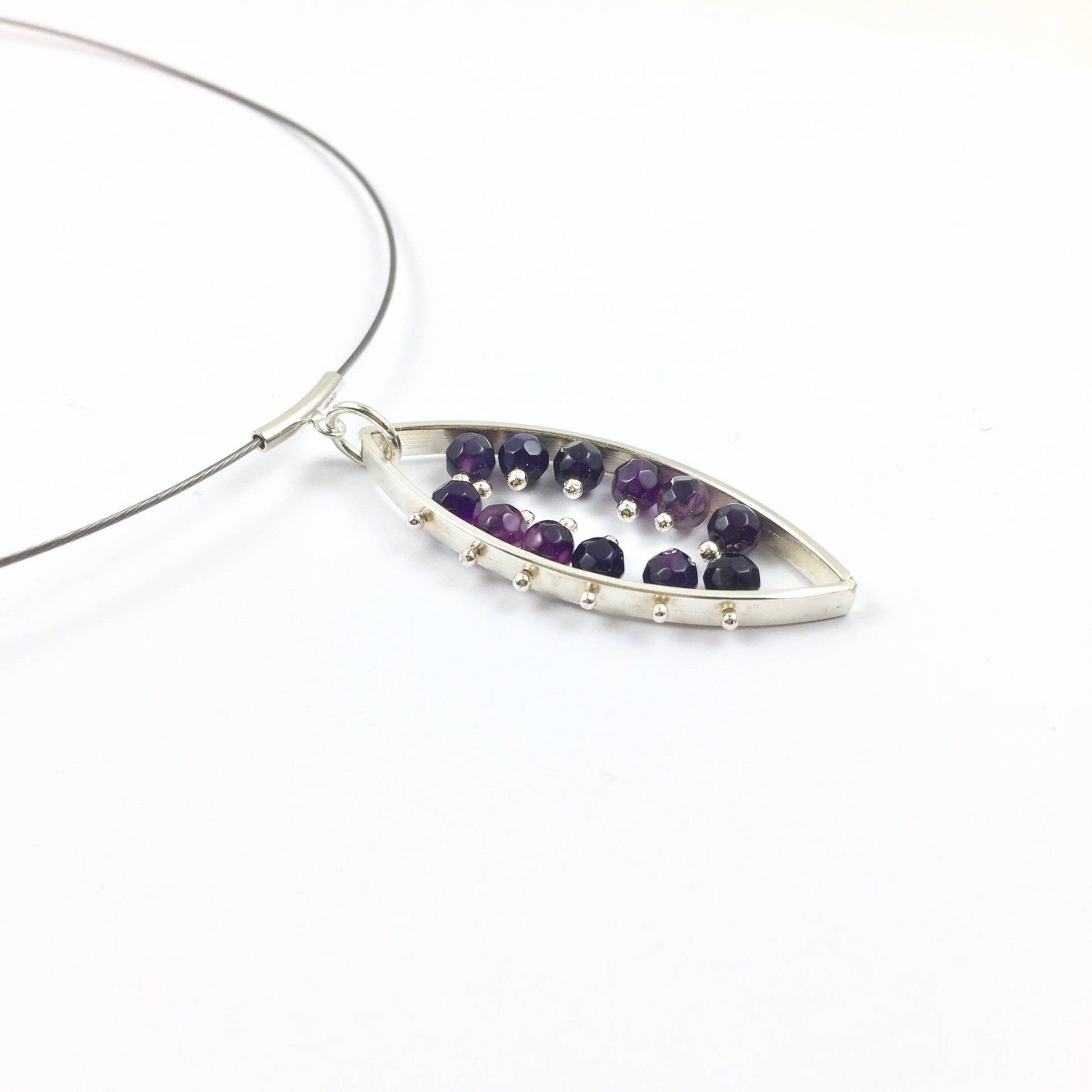 Pierre de naissance de février, pendentif en améthyste, collier violet foncé