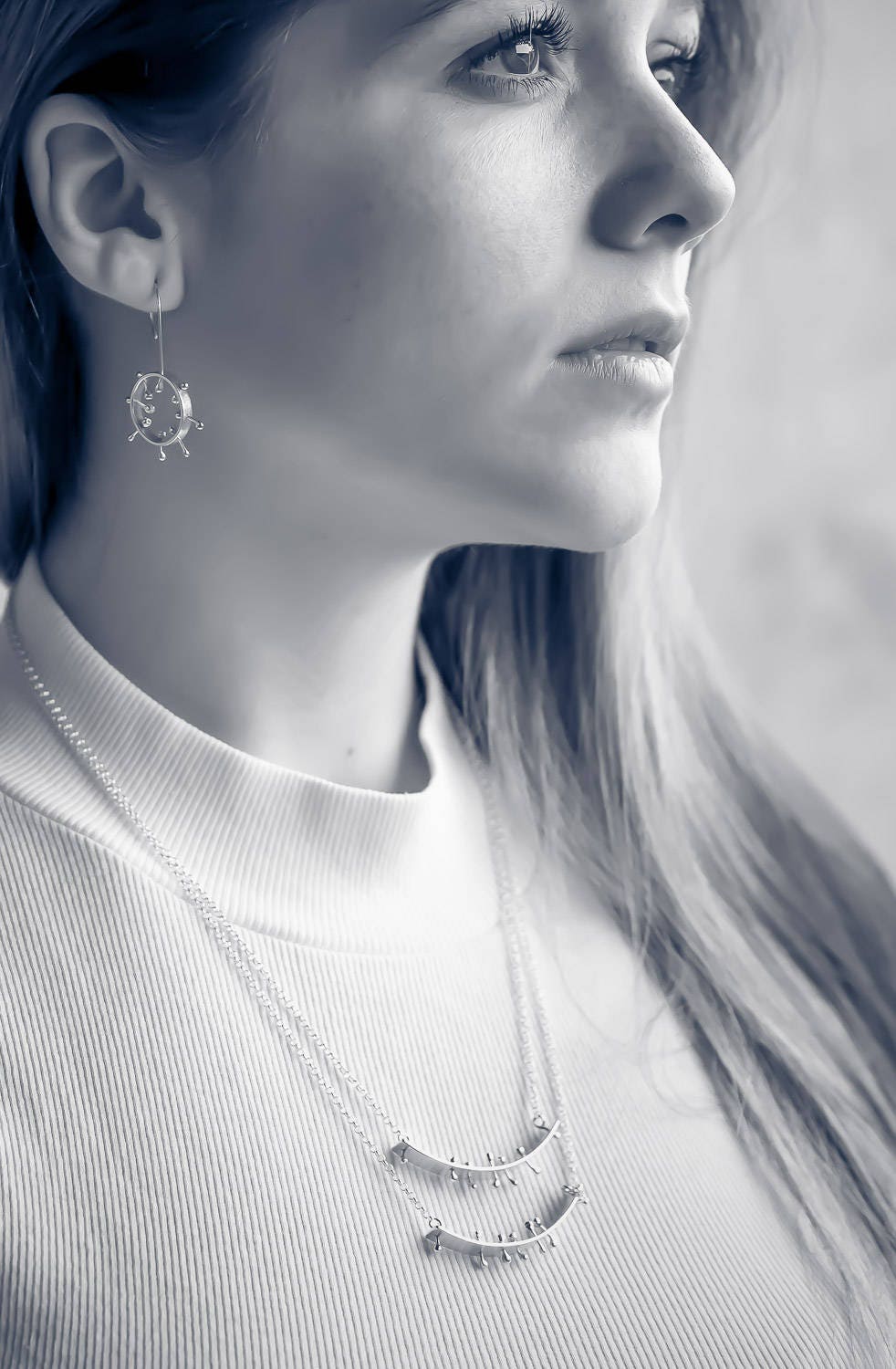 Boucles d'oreilles en argent noir, boucles d'oreilles tendance, boucles d'oreilles avant-gardistes, boucles d'oreilles abstraites, boucles d'oreilles originales, boucles d'oreilles étoile