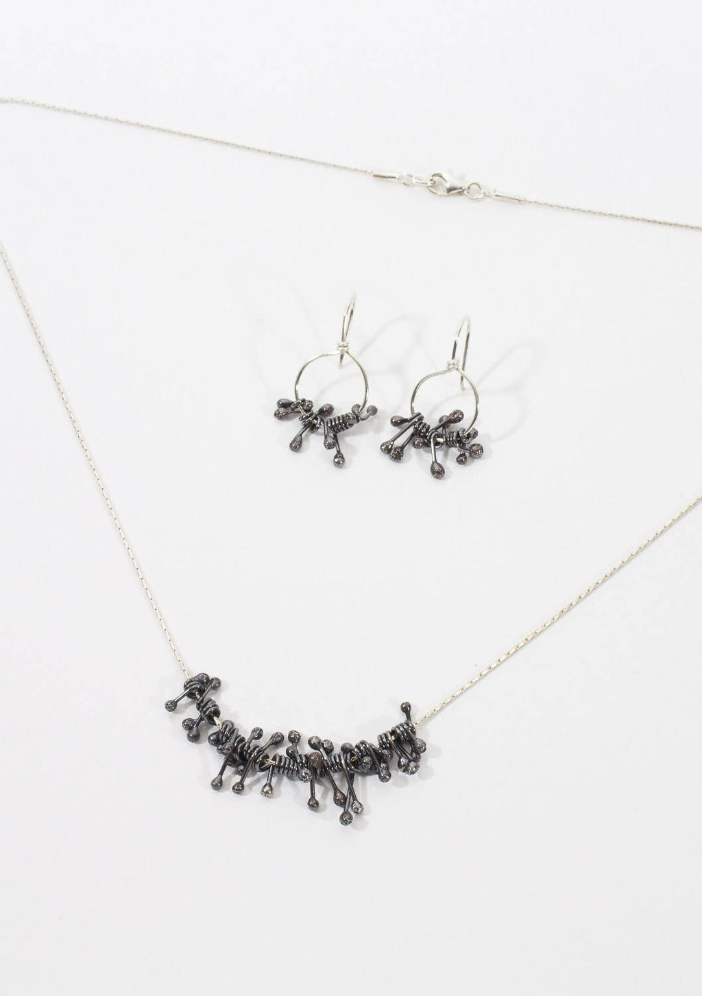 Collier à franges en argent noir, collier à pointes en argent recyclé, cadeau bijou pour femme, collier gothique