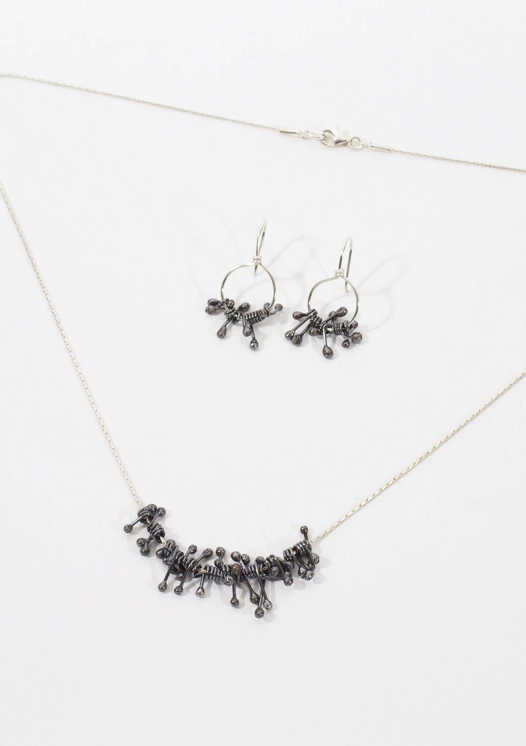 Collier à franges en argent noir, collier à pointes en argent recyclé, cadeau bijou pour femme, collier gothique