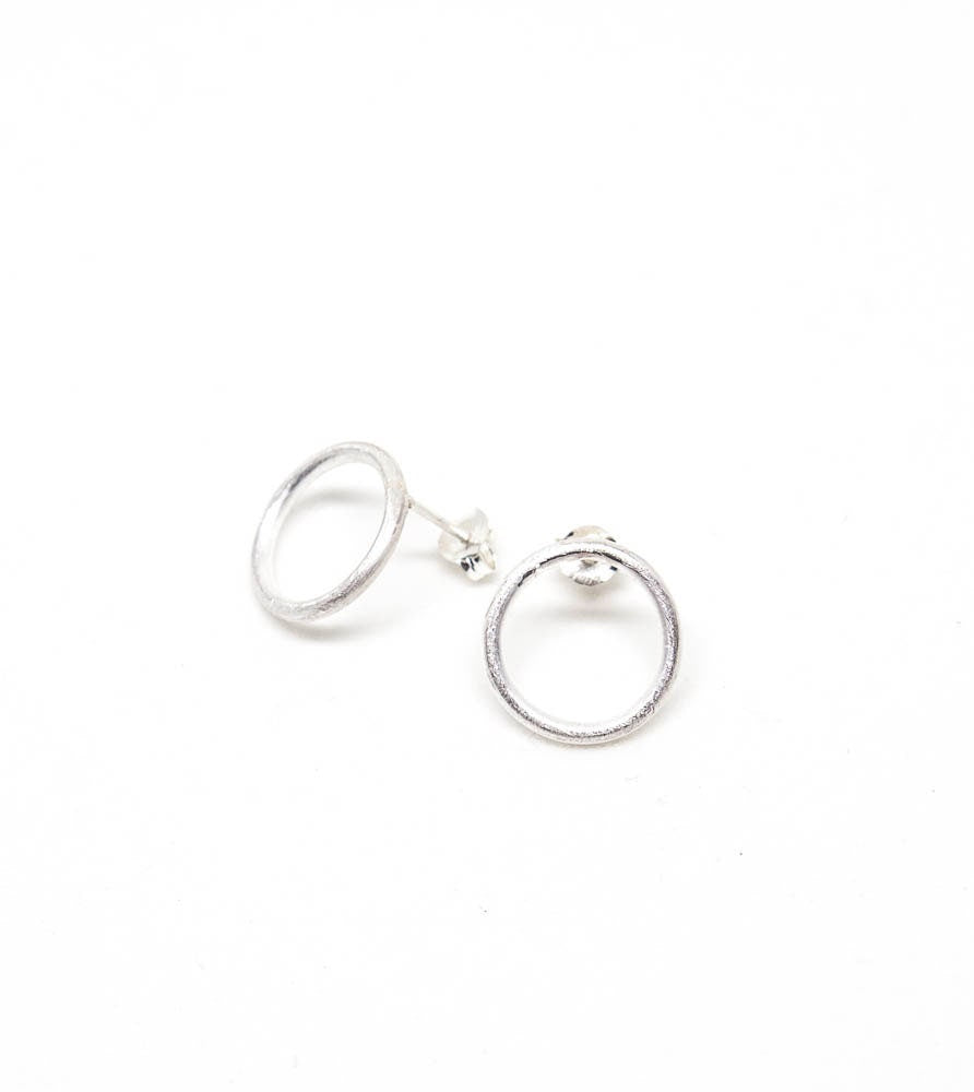 Boucles d'oreilles à tige en argent recyclé, boucles d'oreilles géométriques en argent, cadeau pour amie, boucles d'oreilles minimalistes pour elle