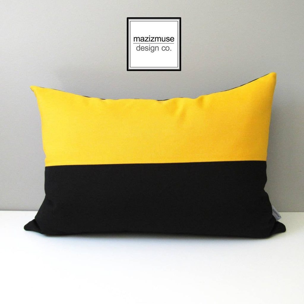 Housse de coussin d'extérieur moderne noire et jaune, housse de coussin décorative Sunbrella