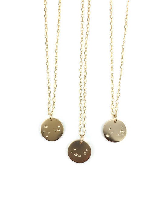 Collier lune en or, cadeau pour elle, collier pleine lune, pendentif en or 14 carats, collier céleste, collier lunaire,