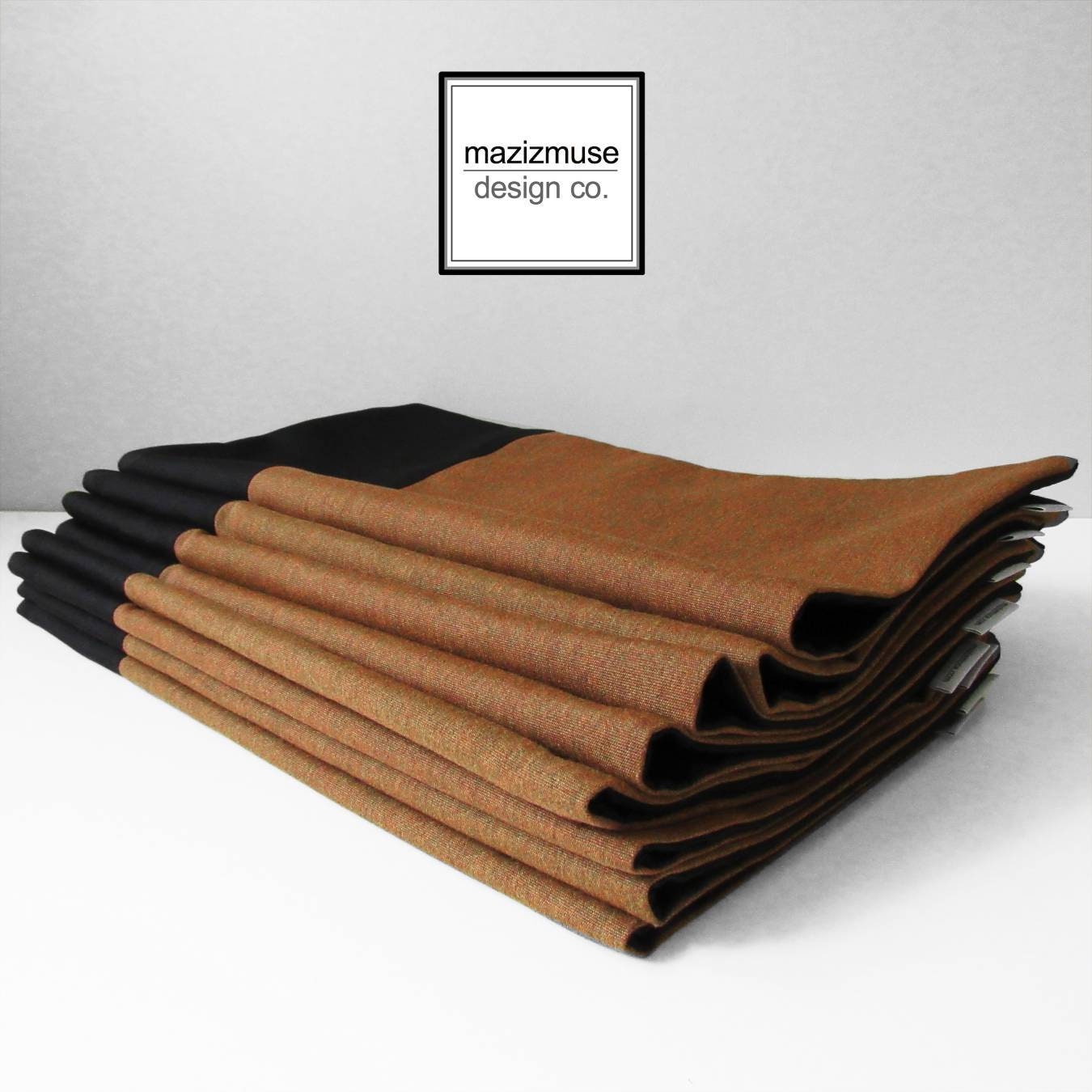 Housse de coussin d'extérieur moderne en Sunbrella® noir et teck, colorblock 