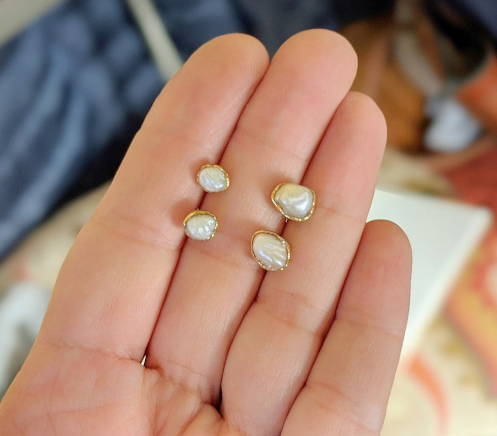 Boucles d'oreilles à tige en perles d'eau douce Keshi