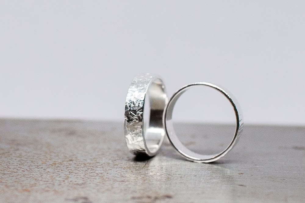 Bague en argent pour homme • Bague en argent recyclé • Bague minimaliste robuste, cadeau pour lui