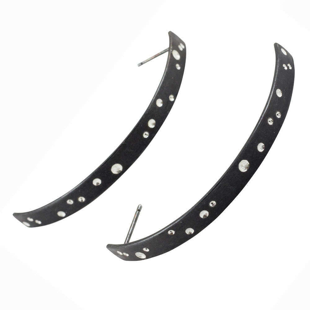 Boucles d'oreilles célestes, bijoux nuit étoilée, bijoux en argent brossé, boucles d'oreilles demi-créoles, boucles d'oreilles créoles larges, boucles d'oreilles créoles modernes