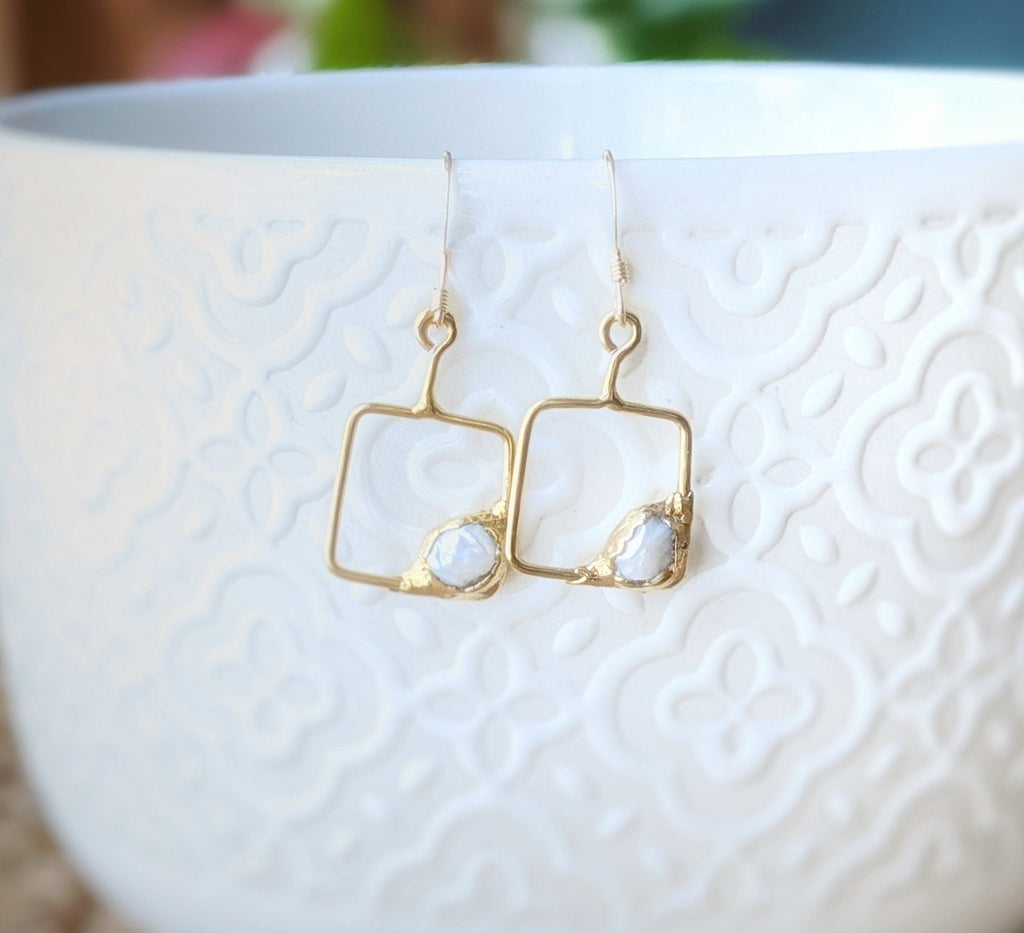 Keshi pearl square dangle earrings