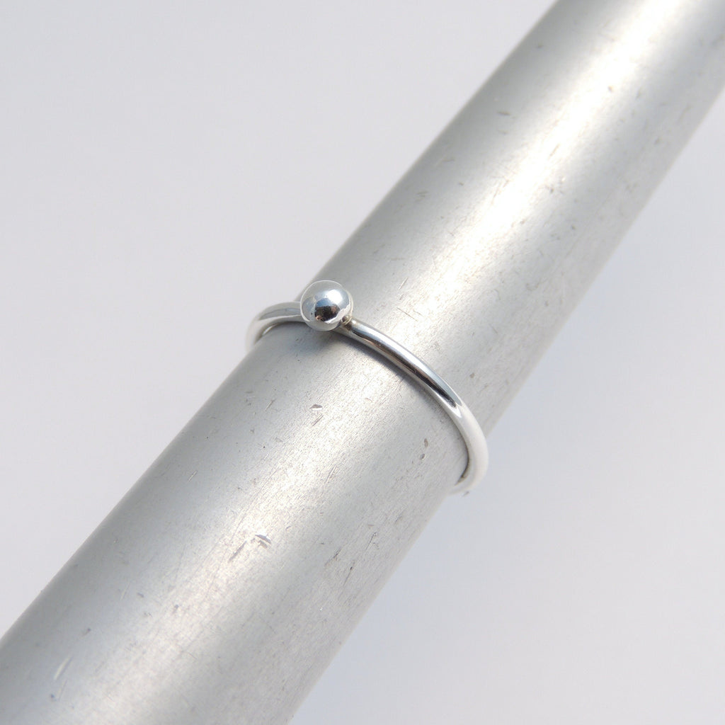 Bague empilable en argent sterling avec boules
