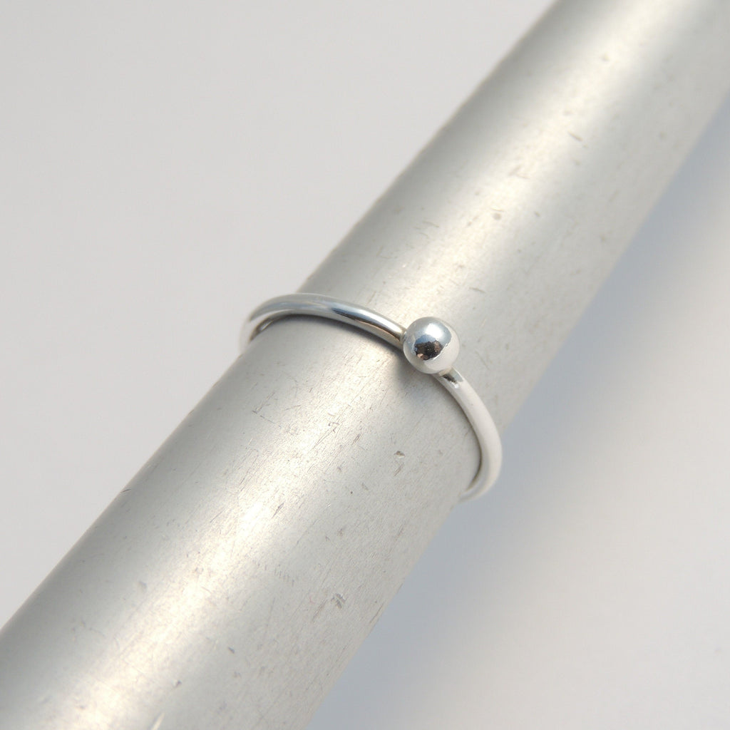 Bague empilable en argent sterling avec boules