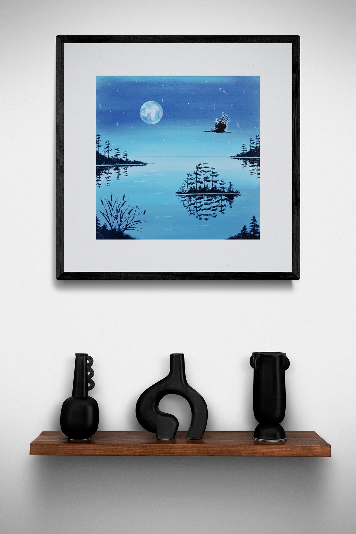 Night Flight – Blue Heron par William Monague, estampe d'art autochtone, Premières Nations, Ojibwé, décor amérindien, encadrée