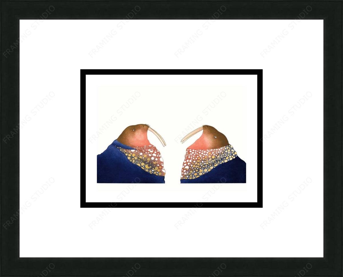 Glittering Walrus, 2019, eau-forte par Ningiukulu Teevee, carte d'art autochtone inuit, décor autochtone, carte encadrée