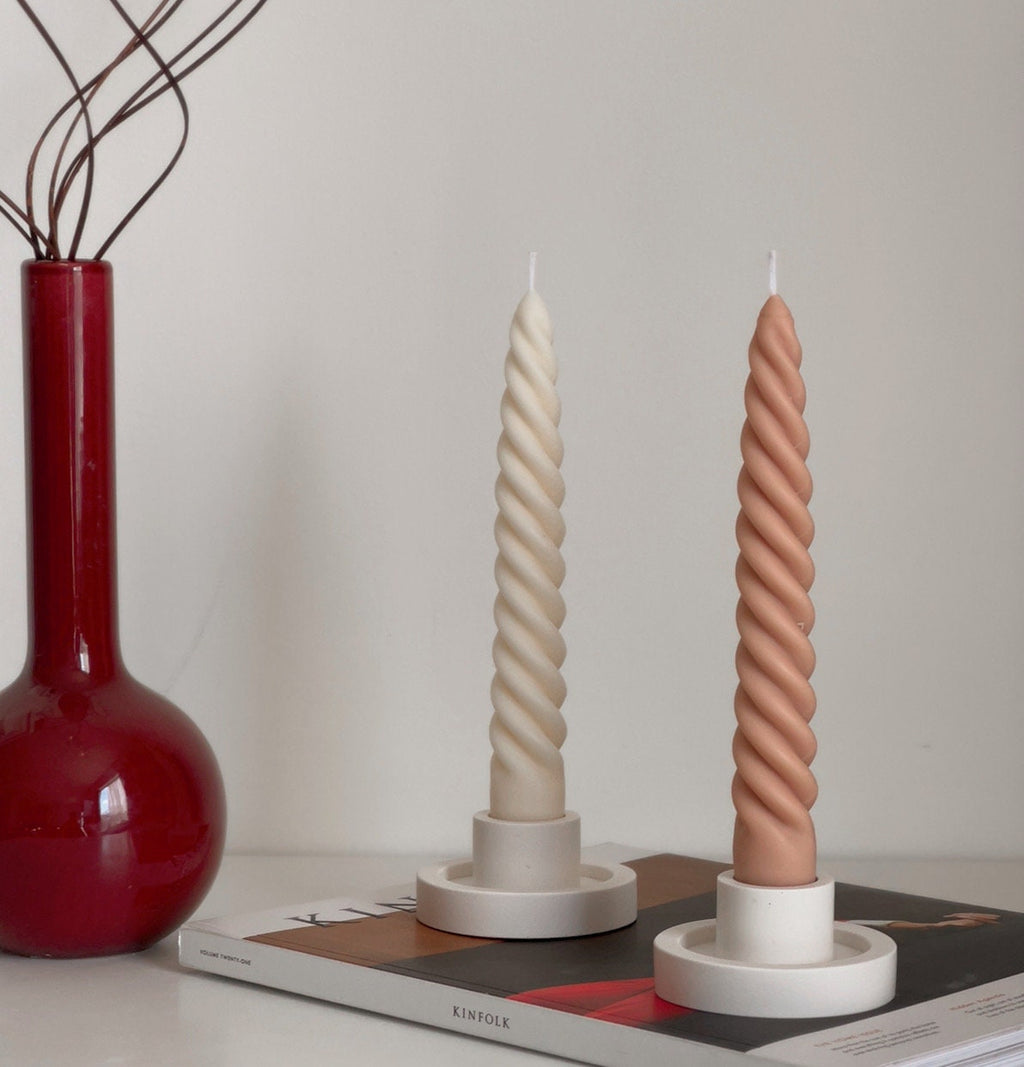 Round Jesmonite Candlestick Holder: Minimalist Table Decor