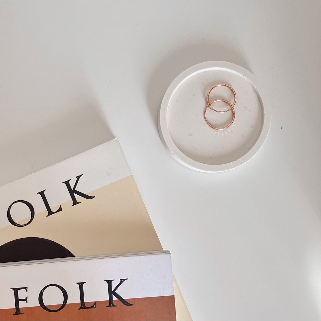 Small Round Jesmonite Trinket Tray: Scandi Home Decor