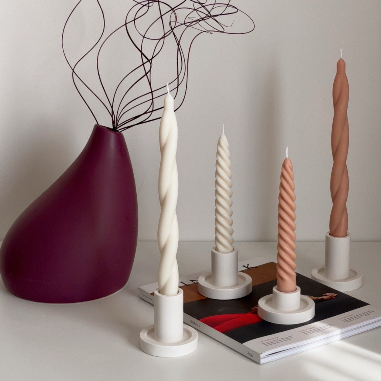 Round Jesmonite Candlestick Holder: Minimalist Table Decor