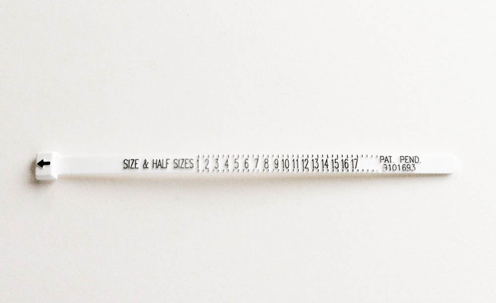Outil de recherche de taille de bague • Baguier réglable • Jauge de taille de bague réutilisable • Baguier • Outil de recherche de taille de bague réglable en plastique