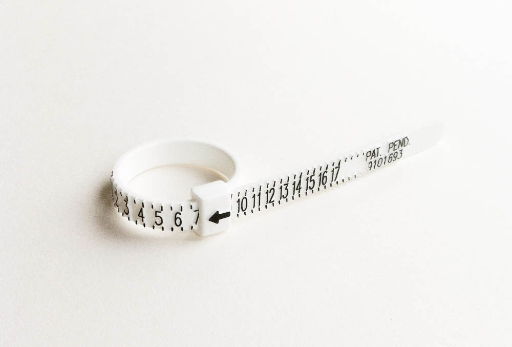 Outil de recherche de taille de bague • Baguier réglable • Jauge de taille de bague réutilisable • Baguier • Outil de recherche de taille de bague réglable en plastique