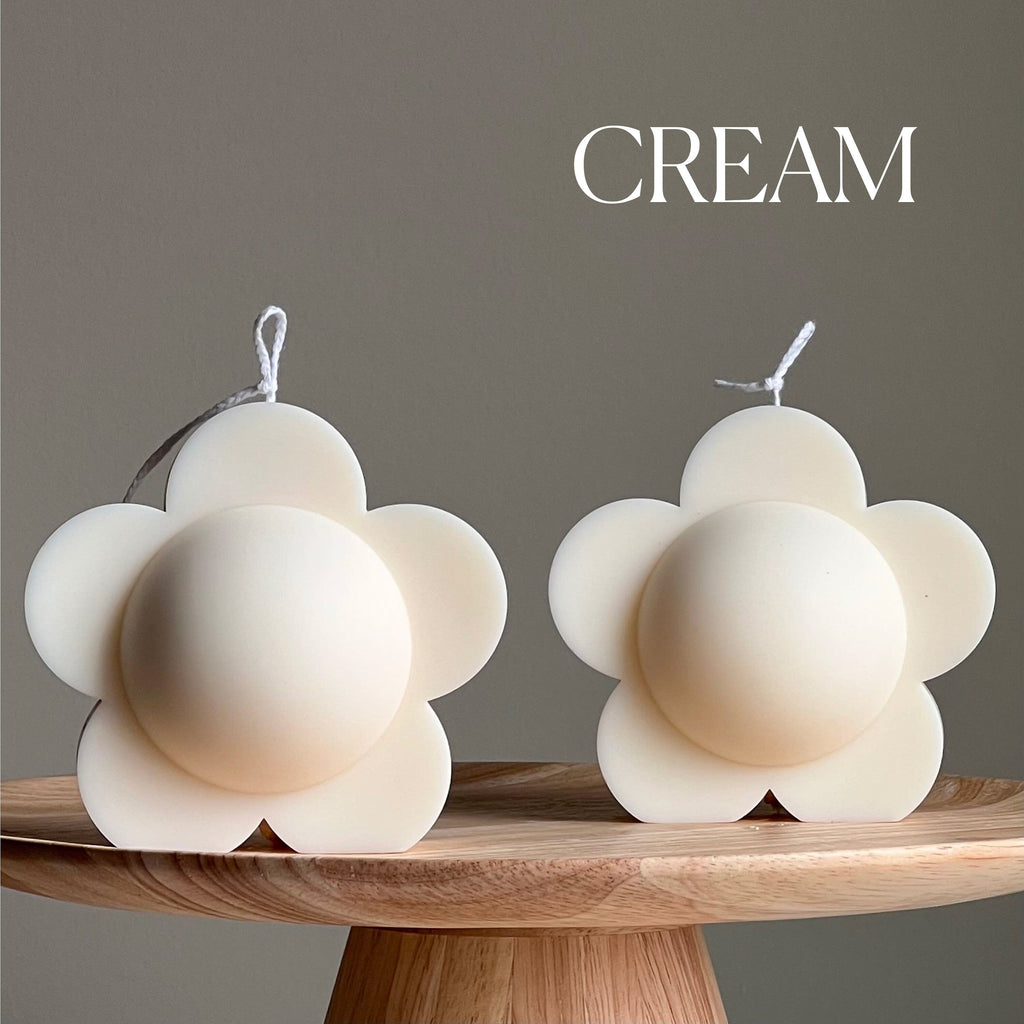 Daisy Flower Candle: Handmade Soy Wax Spring Decor