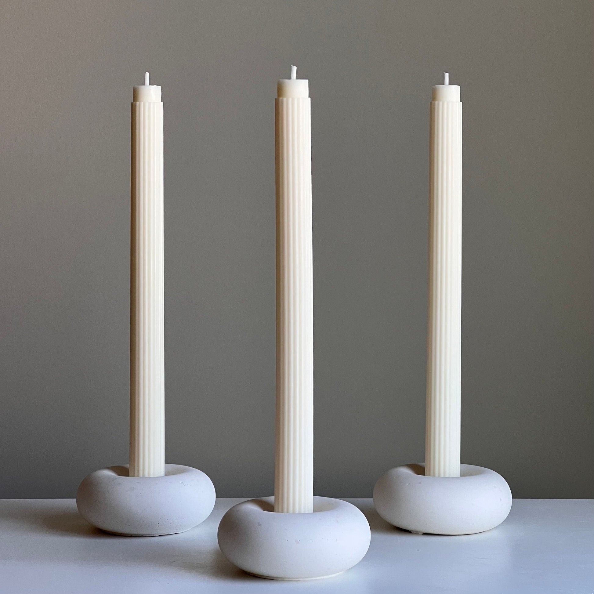 Donut Jesmonite Candlestick Holder: Minimalist Wedding Decor