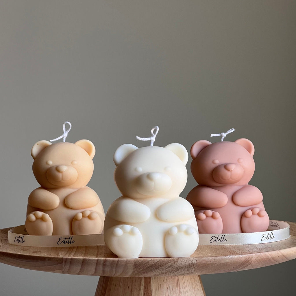 Big Teddy Soy Candle: Sculptural Home Decor, Custom Scent
